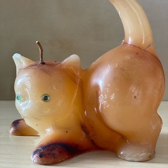 CERAMIC CAT AND CAT SHAPED CANDLE - Picture 14 of 16